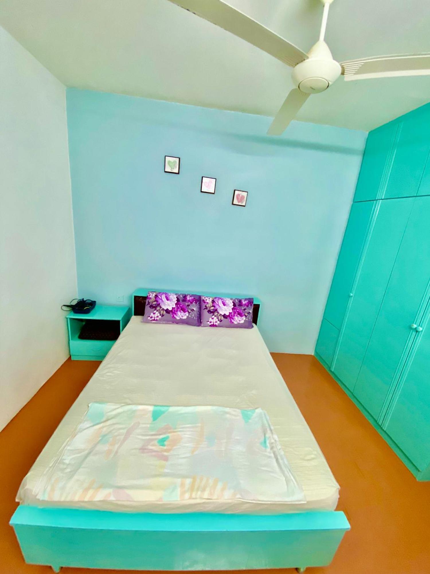 Batu Ferringhi Bayu Emas Apartment Bagian luar foto