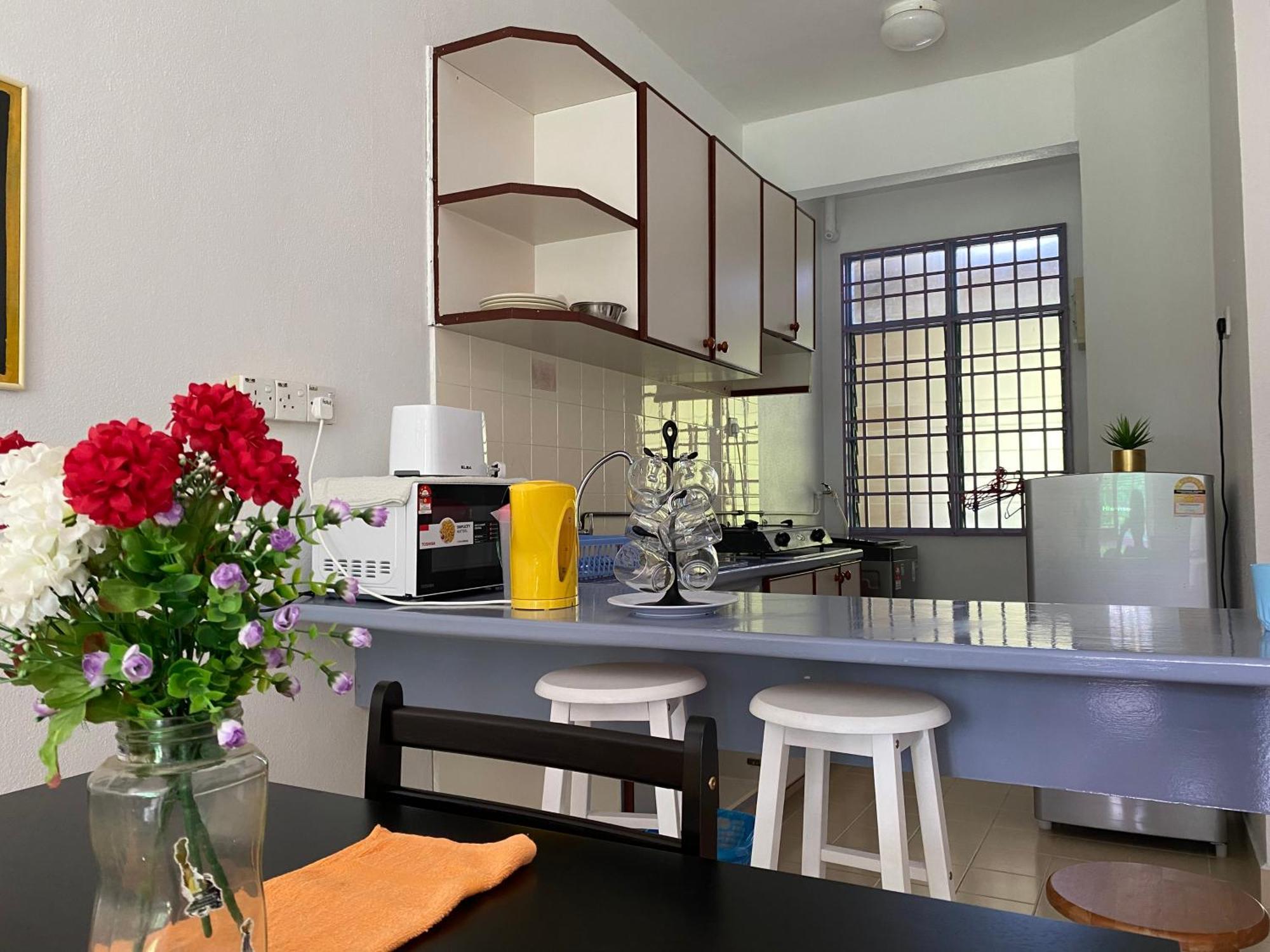 Batu Ferringhi Bayu Emas Apartment Bagian luar foto